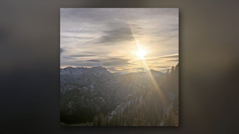 Soleil bas sur les Alpes